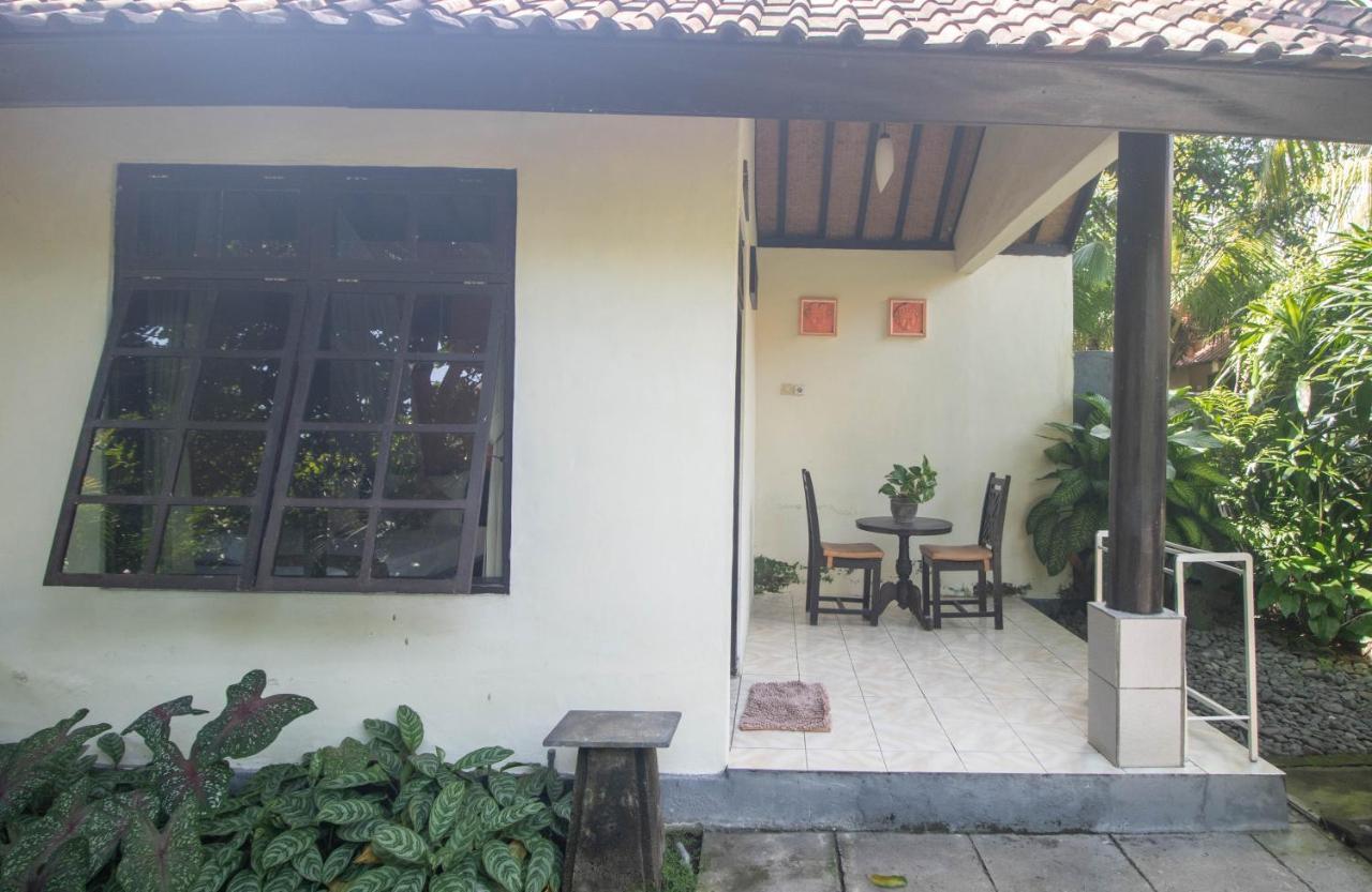 Giri Sari Guest House Pemuteran  Luaran gambar